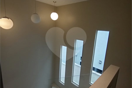 Casa à venda com 3 quartos, sendo 1 suíte, no condomínio Fazenda Cantagalo, Rio de Janeiro - RJ