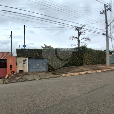 Casa à venda com 2 suítes em Vila Progresso, Itapetininga, SP