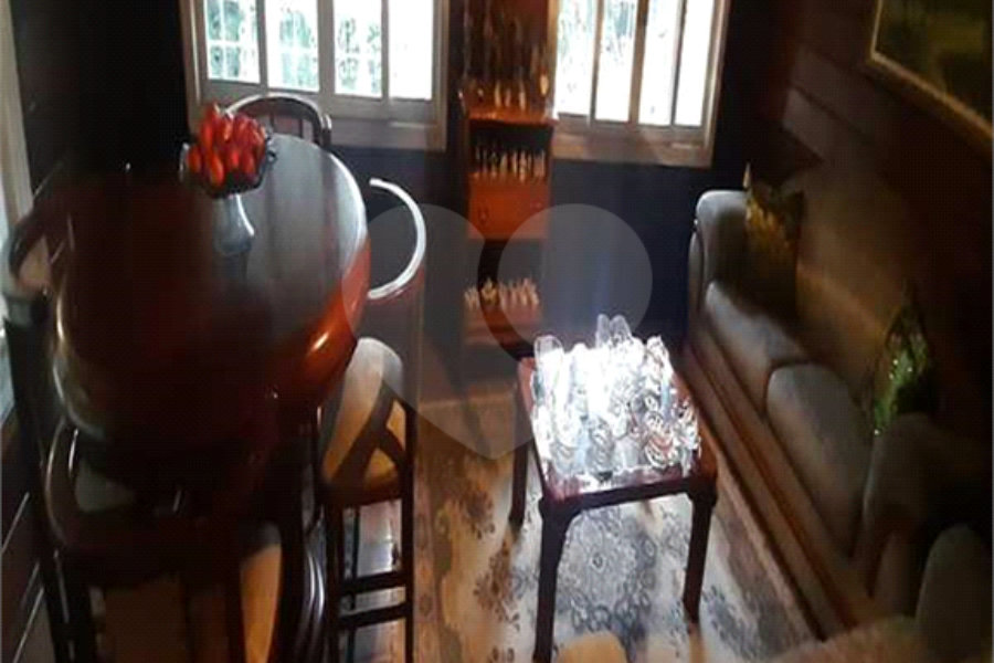 Casa Térrea à venda com 3 quartos, sendo 1 suíte, em Roseira, Mairiporã, SP