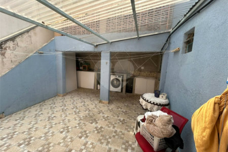 Sobrado à venda com 6 quartos, sendo 1 suíte,  em Vila do Encontro, São Paulo, SP