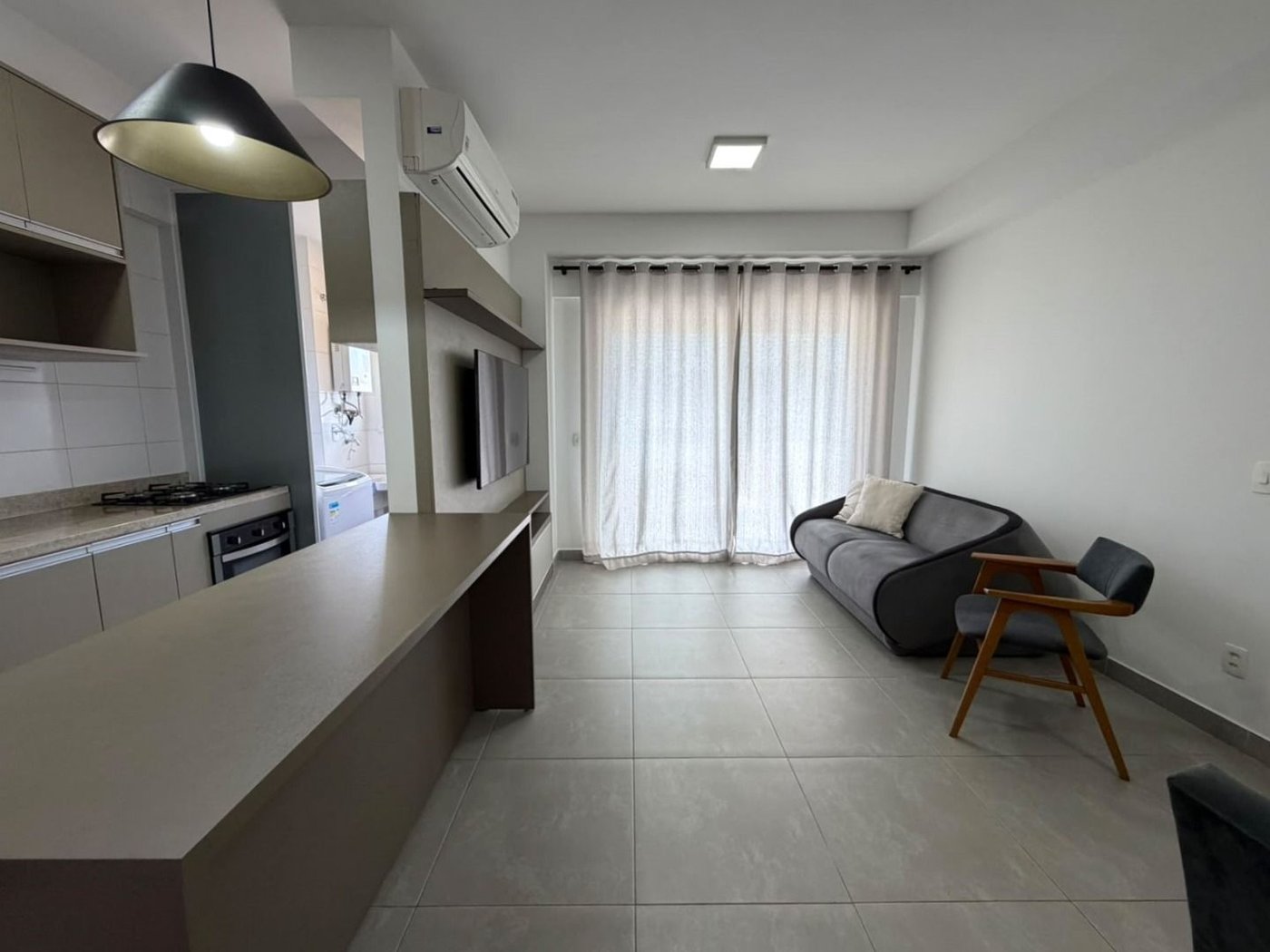 Apartamento com 2 dormitórios à venda, 72 m² por R$ 1.350.000,00 - Gonzaga - Santos/SP