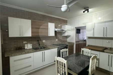 Apartamento à venda com 2 quartos, sendo 1 suíte, no Centro, Ponta Porã, MS