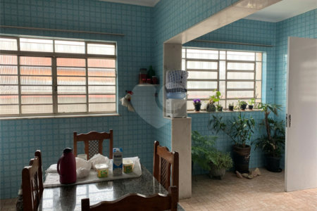 Sobrado à venda com 3 quartos em Vila Gustavo, São Paulo, SP