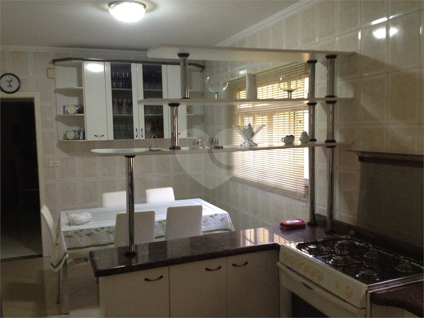 Sobrado à venda com 3 quartos, sendo 1 suíte, em Jardim Santa Clara, Guarulhos, SP