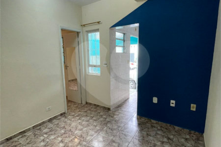 Casa Térrea para alugar com 1 quarto no Centro, Mogi das Cruzes, SP