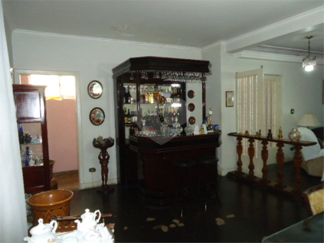 Sobrado à venda com 4 quartos em Santana, São Paulo, SP
