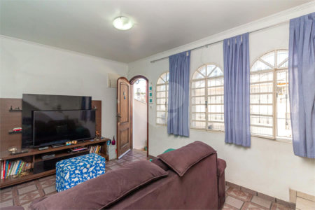 Casa à venda com 2 quartos em Vila Gustavo, São Paulo, SP