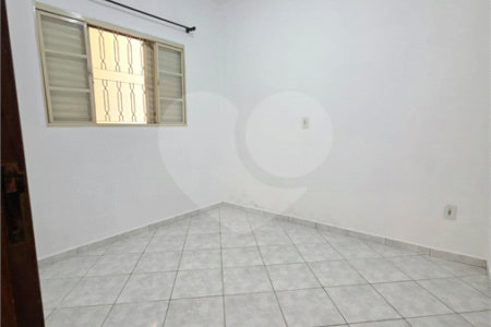 Casa à venda com 3 quartos, sendo 2 suítes, em Jardim Santo Antônio, Valinhos, SP