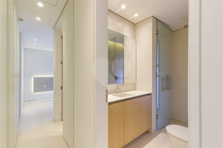 Apartamento à venda com 4 suítes em Moema, São Paulo, SP