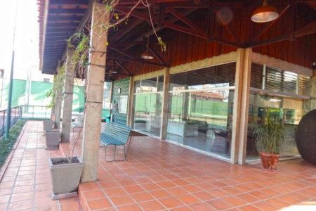 Apartamento à venda com 4 suítes em Jardim Marajoara, São Paulo, SP