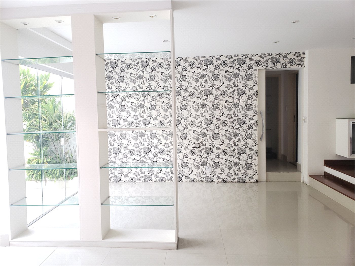 Casa à venda com 4 quartos, sendo 1 suíte,  em Vila Oliveira, Mogi das Cruzes, SP
