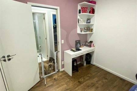 Apartamento à venda com 3 quartos, sendo 1 suíte,  em Tatuapé, São Paulo, SP
