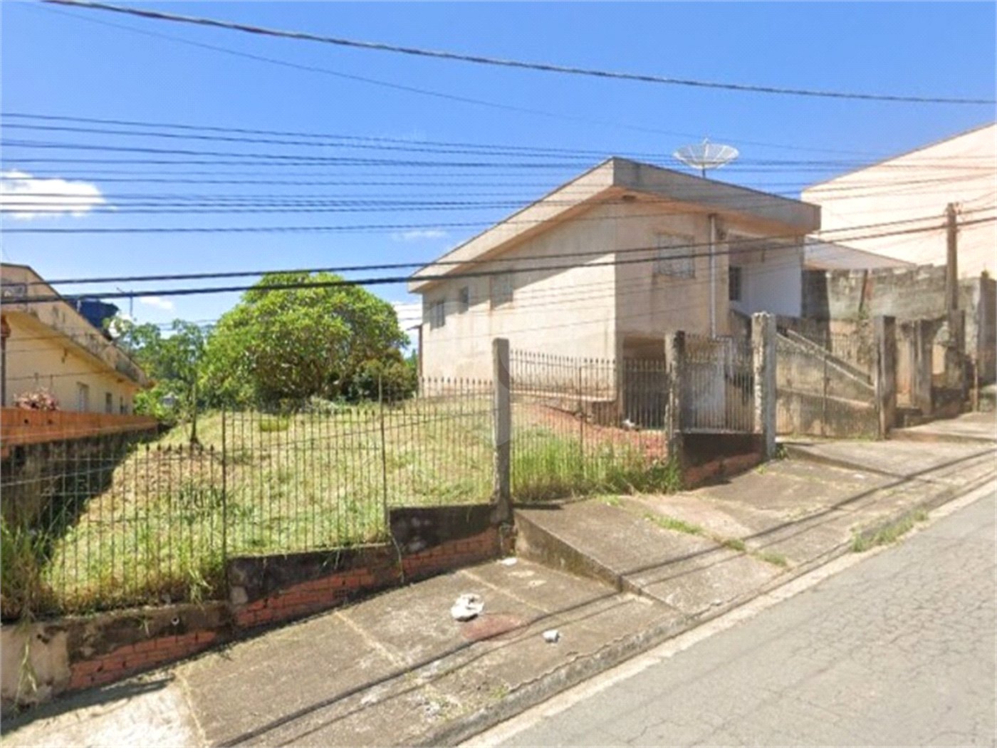 Casa à venda com 3 quartos em Jardim Caparelli (mailasqui), São Roque, SP
