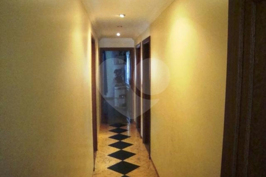 Sobrado à venda com 4 quartos, sendo 3 suítes, em Água Fria, São Paulo, SP