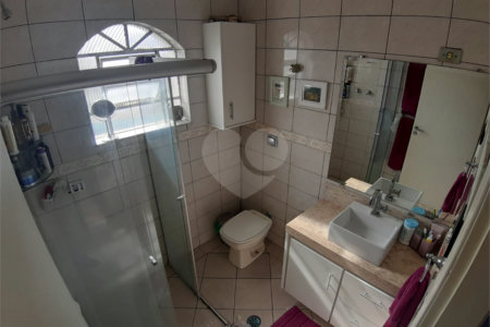 Sobrado à venda com 2 quartos em Vila Gustavo, São Paulo, SP