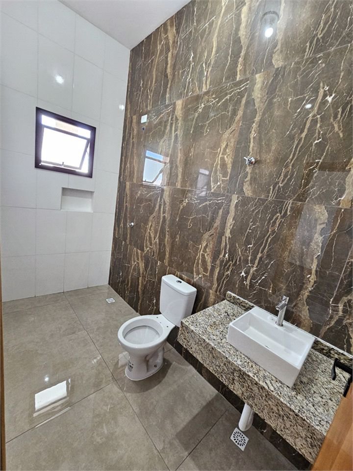 Casa com 3 dormitórios à venda, 265 m² por R$ 1.100.000,00 - Centro - Igaratá/SP
