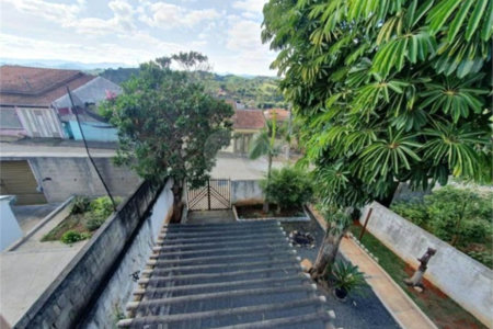 Casa à venda com 3 quartos, sendo 1 suíte, no Centro, Ouro Fino, MG