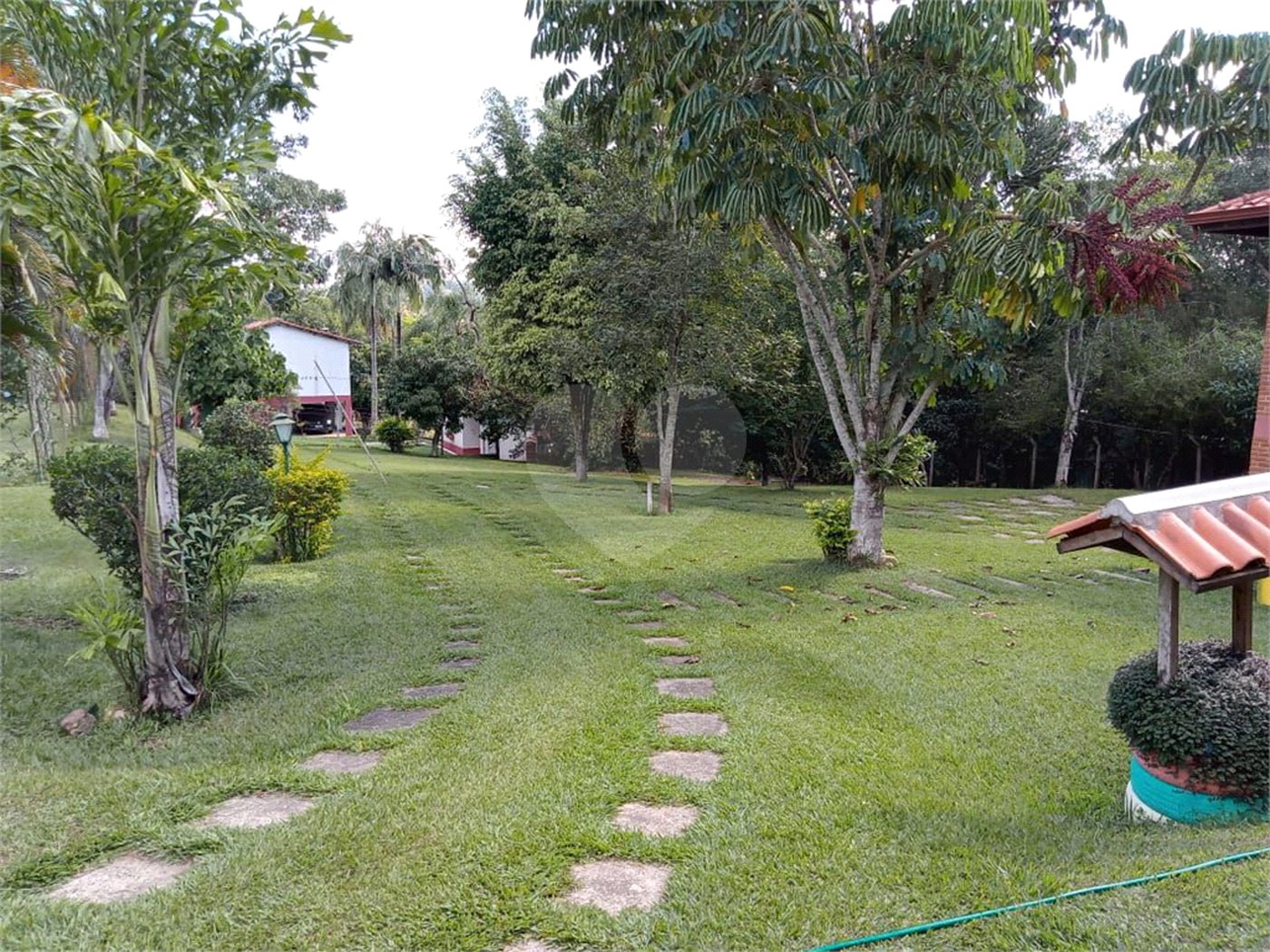 Chácara à venda com 4 quartos, sendo 3 suítes,  em Tupy, Itapetininga, SP