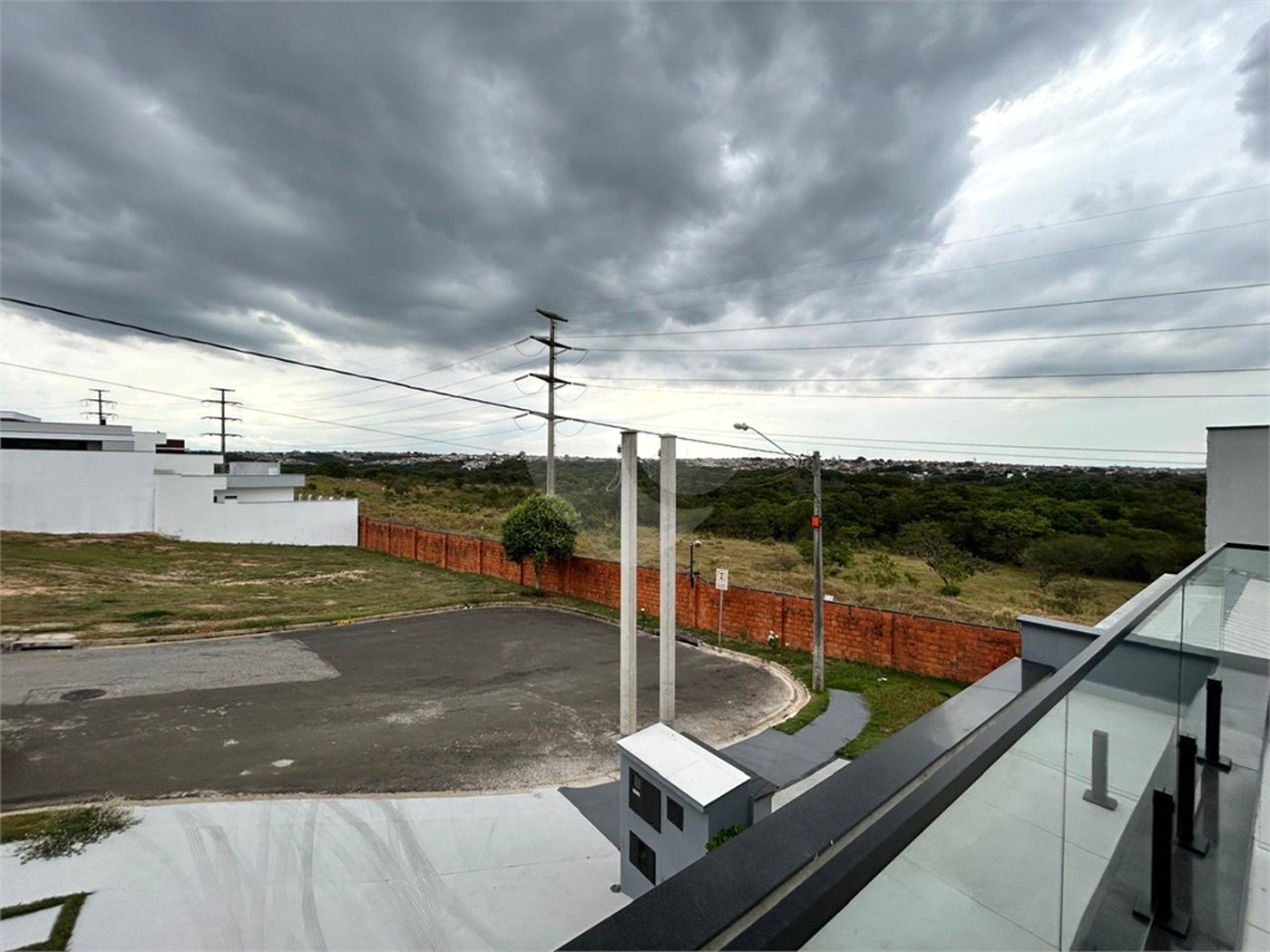 Casa à venda com 3 quartos, sendo 1 suíte, no condomínio Ibiti Reserva, Sorocaba - SP