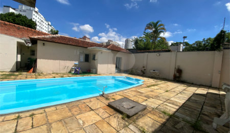 Casa Térrea à venda com 7 suítes em Alto da Lapa, São Paulo, SP