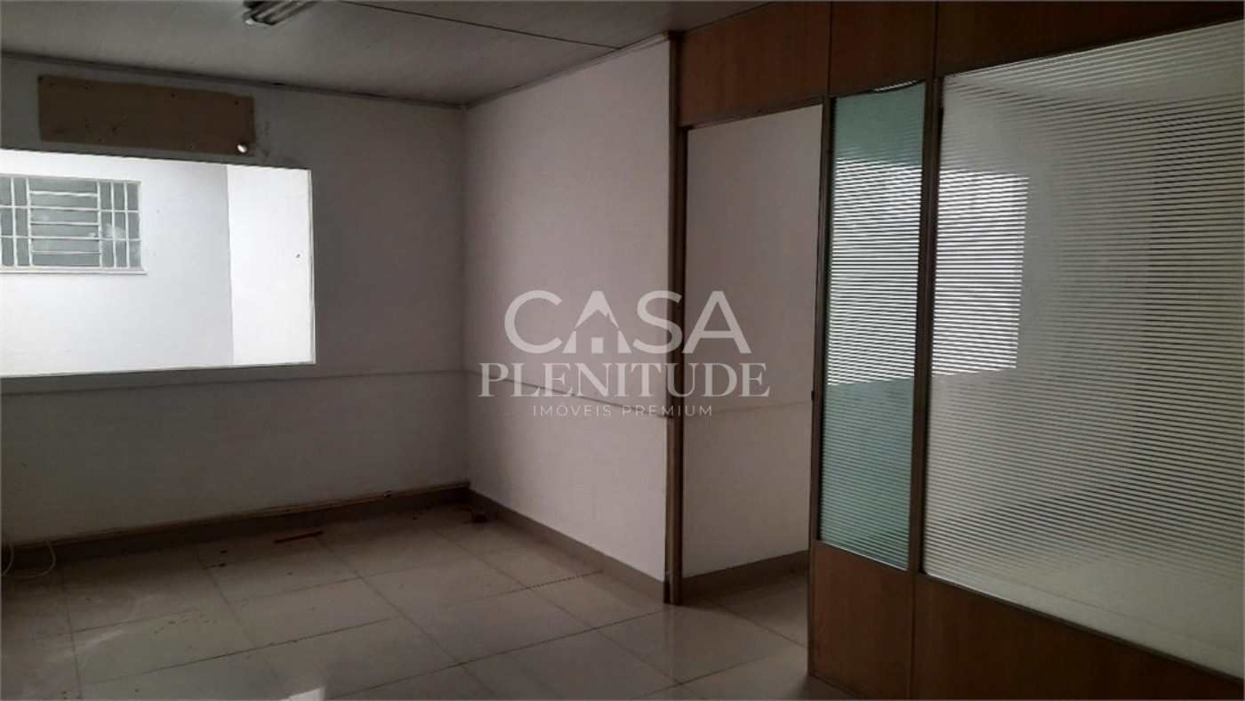 Casa à venda com 4 quartos, sendo 1 suíte, em Tatuapé, São Paulo, SP
