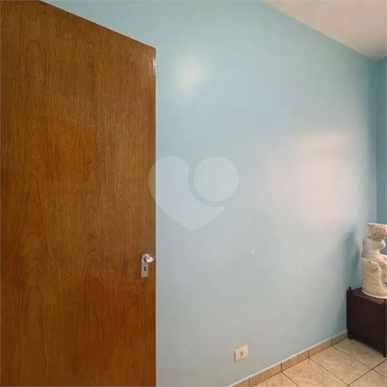 Casa à venda com 3 quartos em Vila dos Remédios, São Paulo, SP