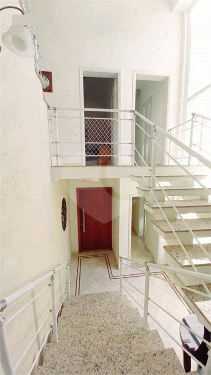 Casa à venda com 3 suítes no condomínio Residencial Parque Arco-íris, Atibaia - SP