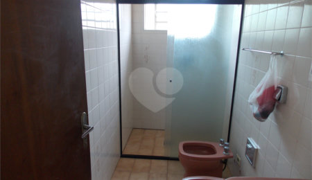Casa à venda com 3 quartos, sendo 2 suítes, em Vila Helena, Atibaia, SP