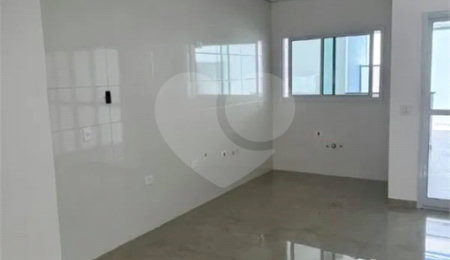 Sobrado à venda com 3 suítes em Vila Marina, Santo André, SP