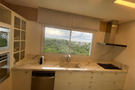 Casa à venda com 3 suítes no condomínio Hills, Arujá - SP