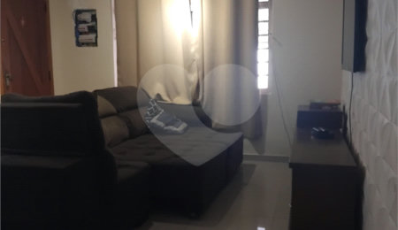 Sobrado à venda com 4 quartos, sendo 1 suíte,  em Jardim Catanduva, São Paulo, SP