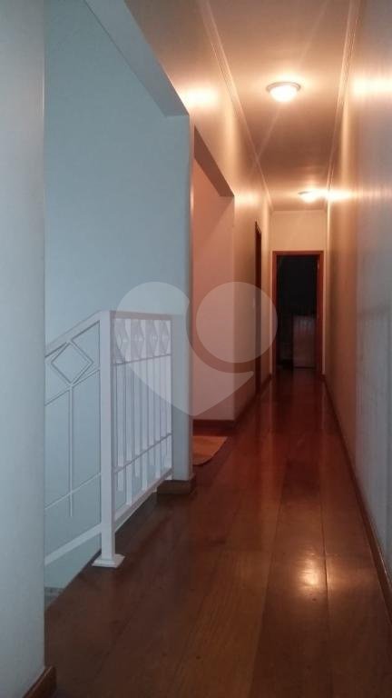 Sobrado à venda com 3 suítes em Chora Menino, São Paulo, SP