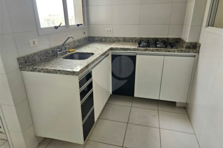 Apartamento para alugar com 2 quartos, sendo 1 suíte, em Chácara Santo Antônio, São Paulo, SP