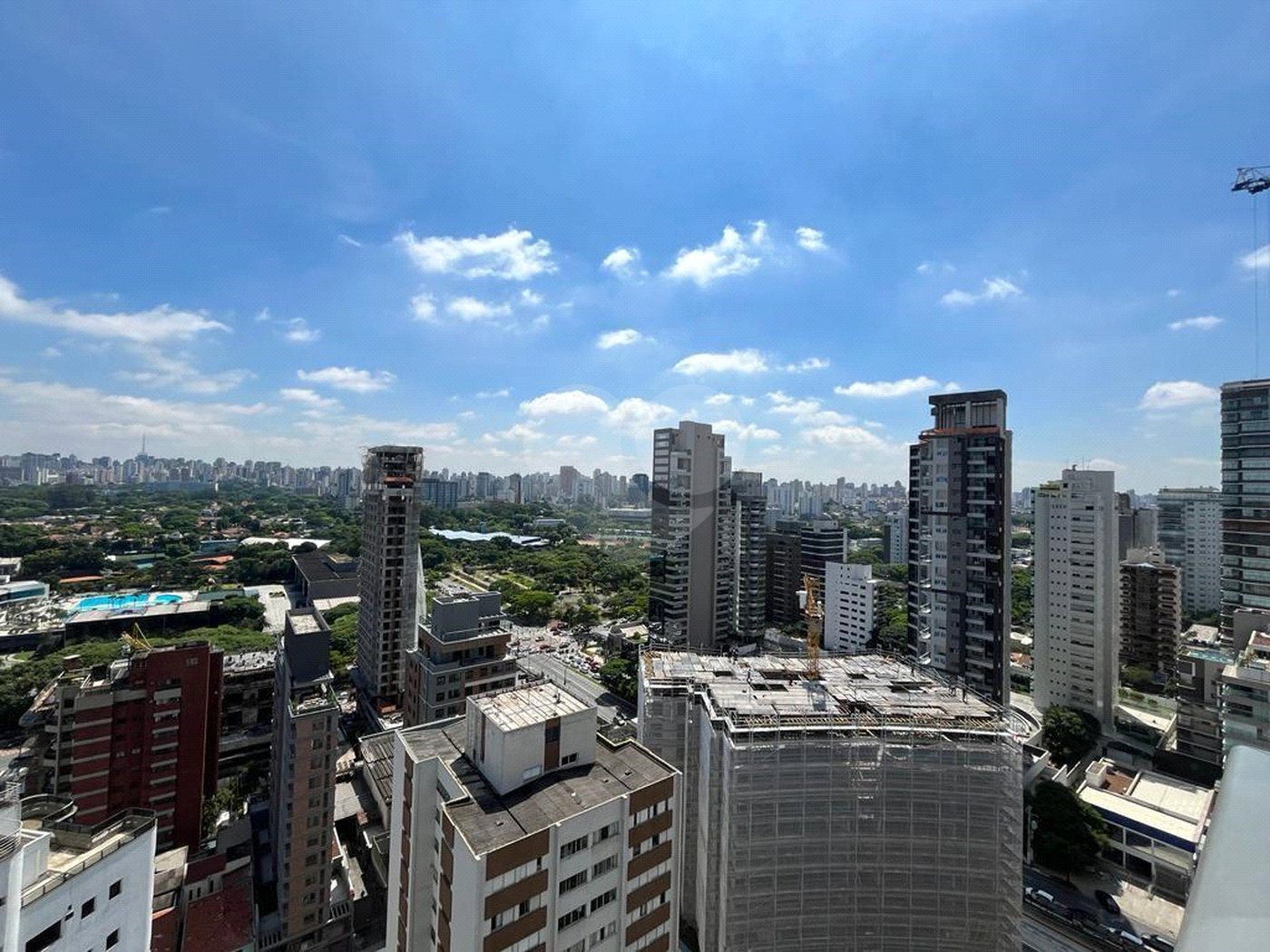 Apartamento à venda com 1 quarto em Moema, São Paulo, SP
