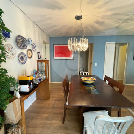 Apartamento à venda com 3 suítes em Vila Andrade, São Paulo, SP