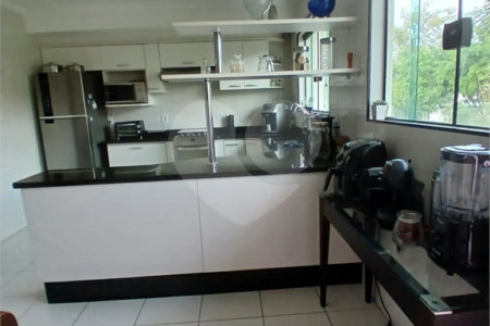 Casa à venda com 3 quartos, sendo 1 suíte,  em Alto Ipiranga, Mogi das Cruzes, SP