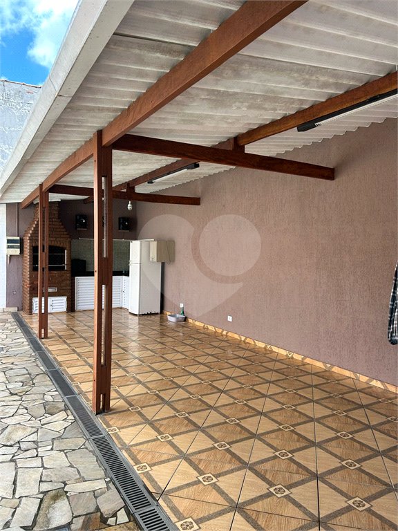 Casa à venda com 3 quartos em Vila Junqueira, São Roque, SP