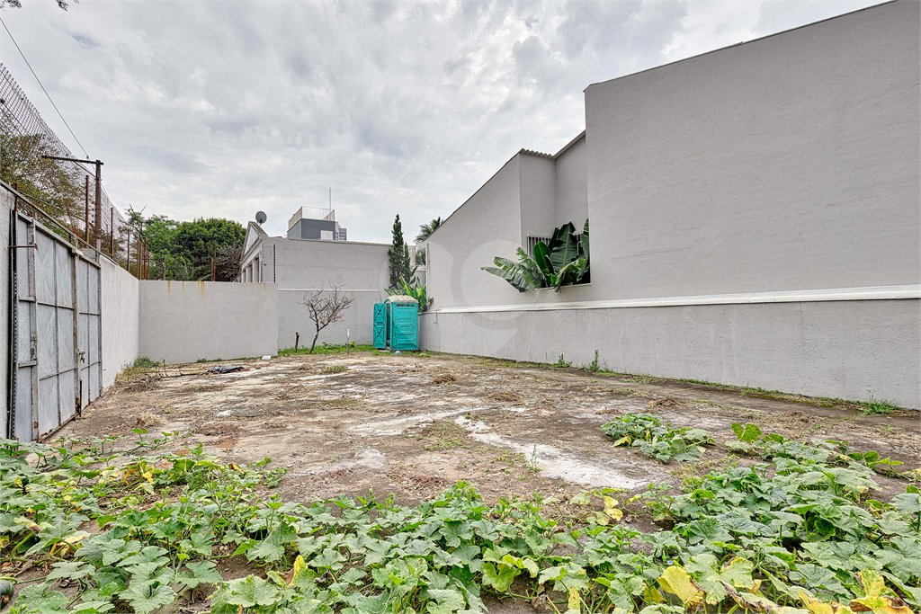 Terreno à venda em Alto da Boa Vista, São Paulo, SP