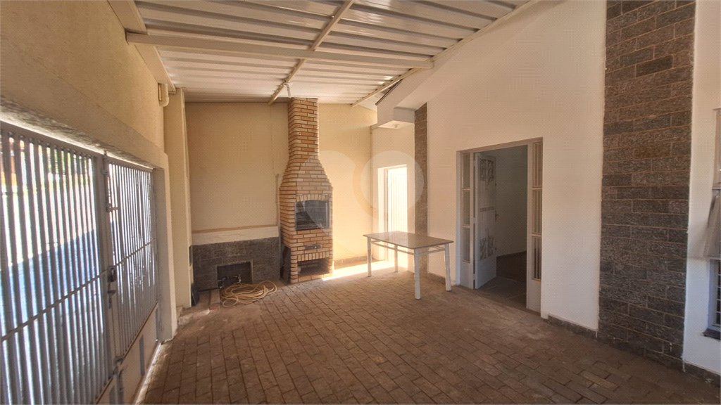 Casa à venda com 5 quartos, sendo 2 suítes,  em Vila Barão, Sorocaba, SP