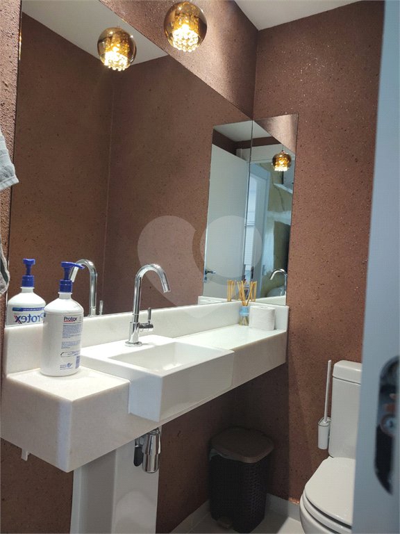Apartamento à venda com 4 quartos, sendo 2 suítes, em Pinheiros, São Paulo, SP