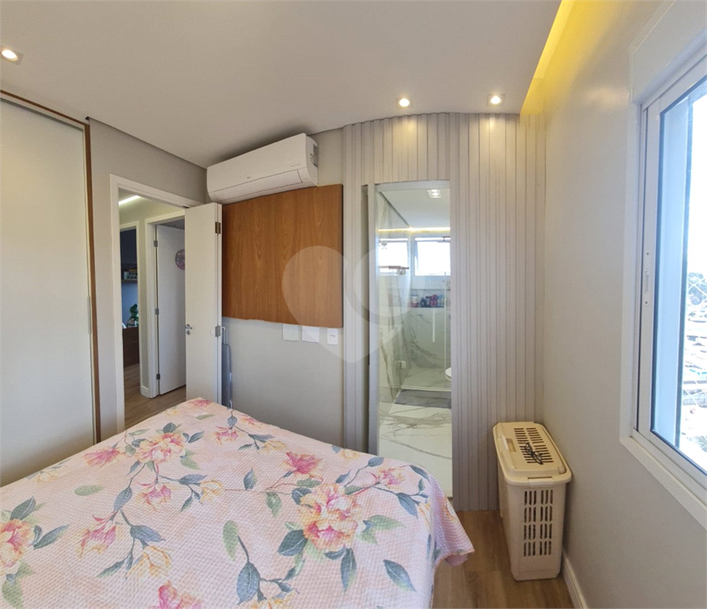 Apartamento à venda com 3 quartos, sendo 1 suíte, em Parada Inglesa, São Paulo, SP