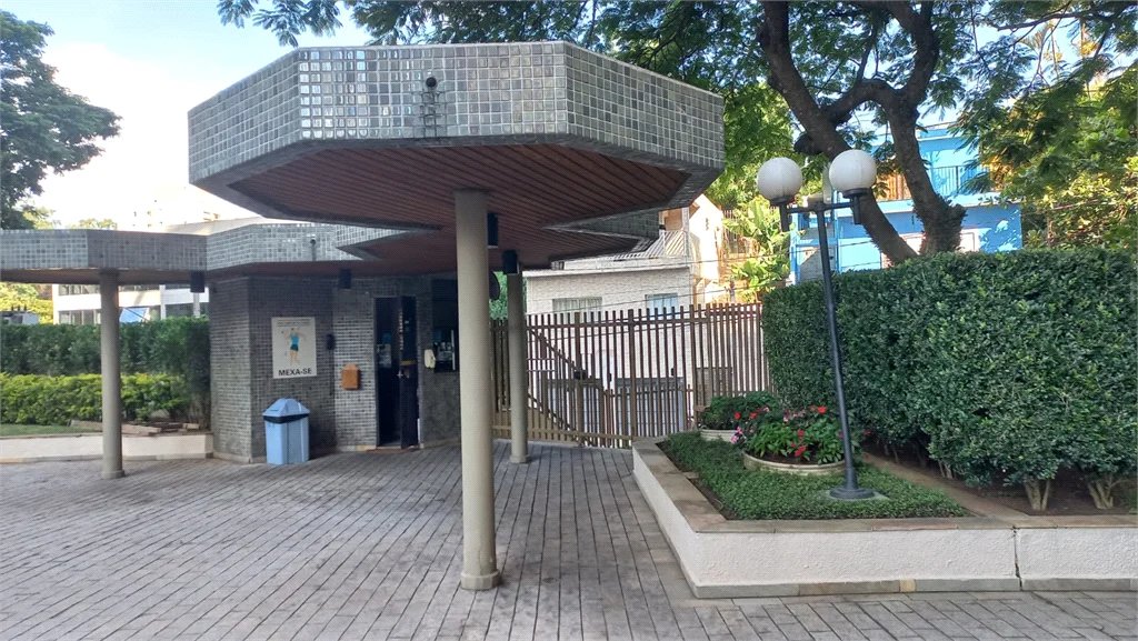 Apartamento à venda com 3 quartos, sendo 1 suíte, em Vila Indiana, São Paulo, SP