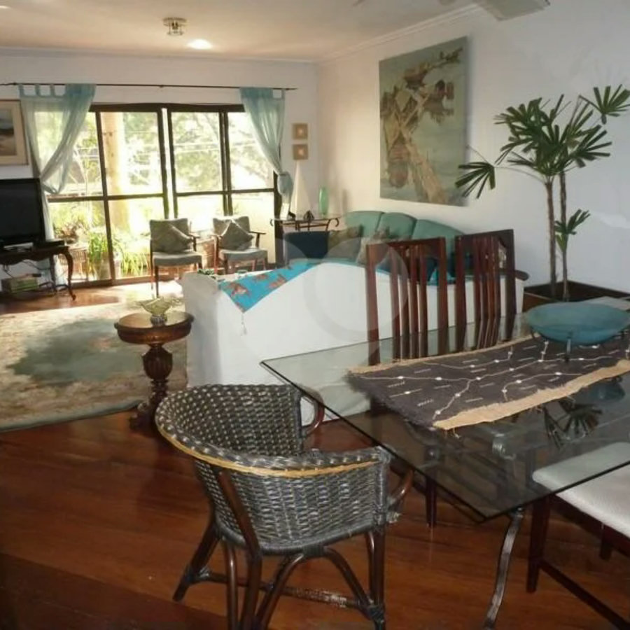 Apartamento à venda no Paraíso - 238 m² com 3 vagas