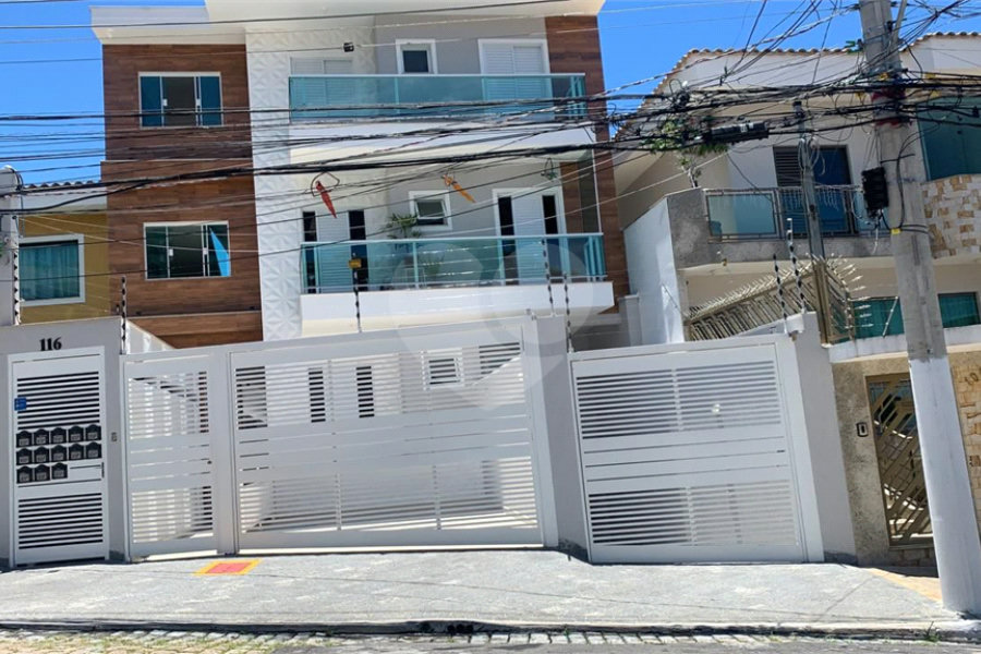 Casa à venda com 2 quartos no condomínio Guganis, São Paulo - SP