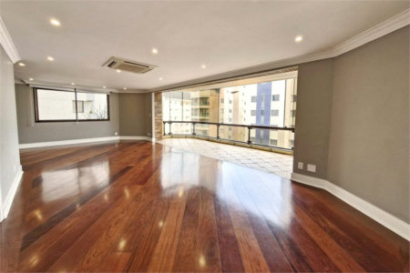 Apartamento à venda com 4 quartos, sendo 3 suítes, em Brooklin, São Paulo, SP