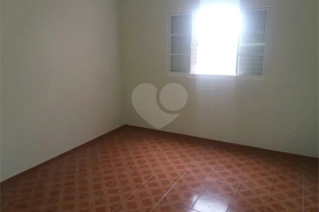 Casa à venda com 3 quartos em Jardim Maria Amélia, Jacareí, SP