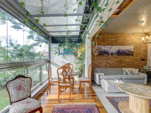 Apartamento à venda ou para alugar com 2 quartos, sendo 1 suíte,  em Alto da Boa Vista, São Paulo, SP
