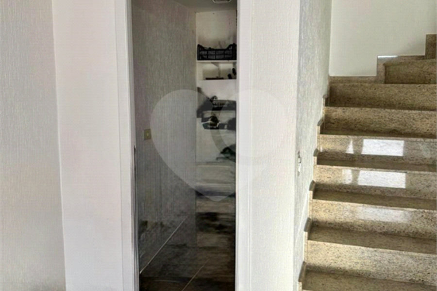 Sobrado à venda com 4 suítes em Vila Guilherme, São Paulo, SP