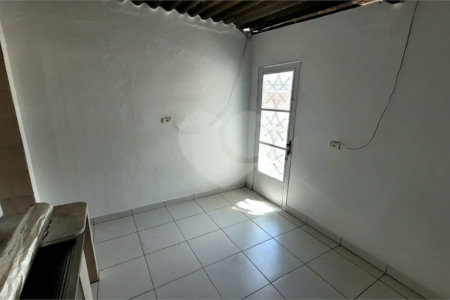 Prédio à venda com 3 quartos em Vila Hamburguesa, São Paulo, SP