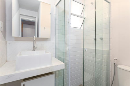 Apartamento à venda com 4 quartos, sendo 2 suítes, em Pinheiros, São Paulo, SP